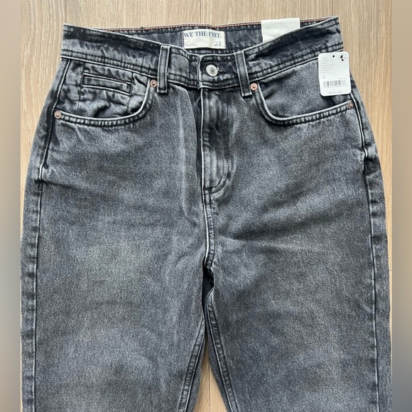 Free People We The Free Xena High Rise Slim Straight Leg Black Wash Size 28 - Picture 6 of 9